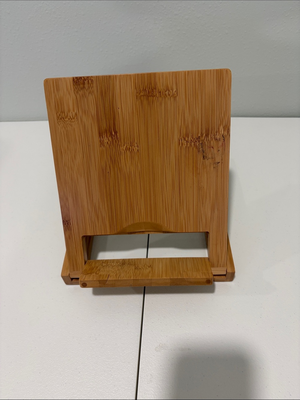 Bamboo Cookbook & Tablet Stand - Natural